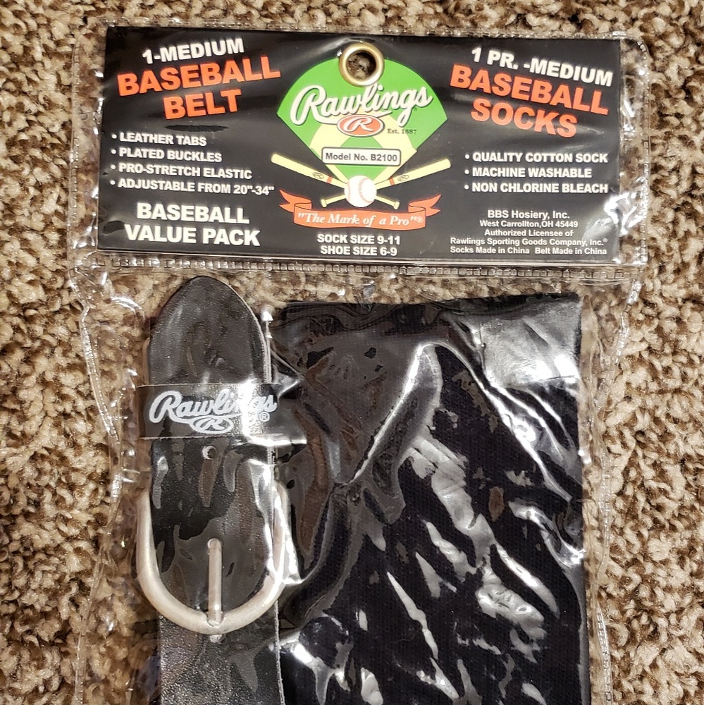 2/$20 RAWLINGS BASEBALL BELT & SOCKS